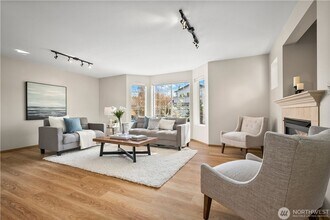 6523 7th Ave NW in Seattle, WA - Building Photo - Building Photo