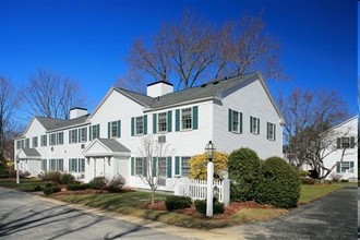 Battle Green Apartments in Lexington, MA - Foto de edificio - Building Photo