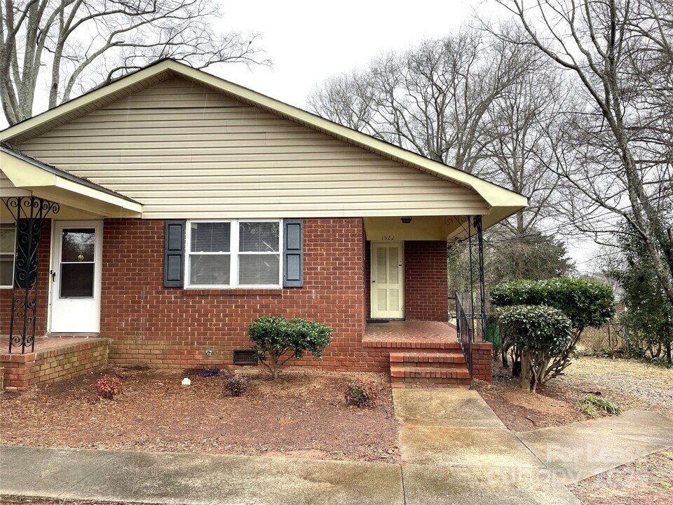 1522 Browns Ave in Charlotte, NC - Building Photo