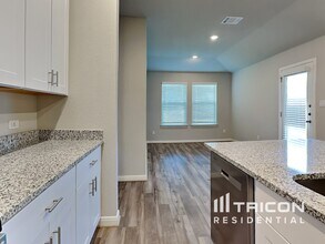 5815 Zoey Wy in Saint Hedwig, TX - Building Photo - Building Photo