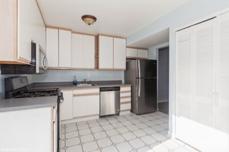 444 Degas Cir in Bolingbrook, IL - Building Photo - Building Photo