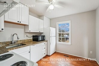 1073 Temple Ct in Sterling, VA - Building Photo - Building Photo