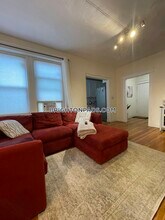 1645 Commonwealth Ave in Boston, MA - Building Photo - Building Photo