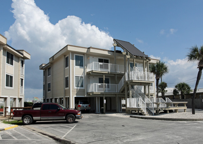 Soundside in Gulf Breeze, FL - Foto de edificio - Building Photo