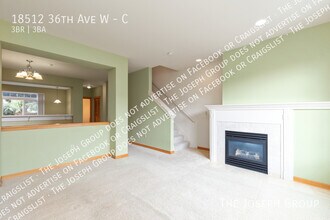 18512 36th Ave W in Lynnwood, WA - Building Photo - Building Photo