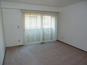 6621 Conestoga Ln in Dublin, CA - Building Photo - Building Photo