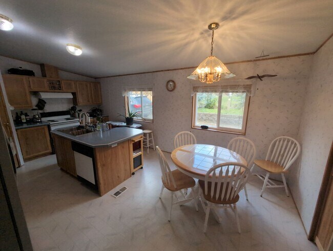property at 750 Wood St