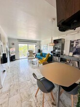 1300 Alton Rd in Miami Beach, FL - Building Photo - Building Photo