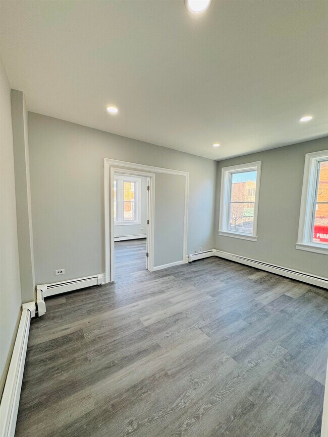 265 Clinton Ave in Jersey City, NJ - Building Photo - Building Photo