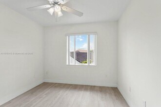 5090 SW 136th Ave in Miramar, FL - Building Photo - Building Photo