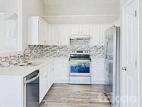 6916 Brandon Chase Ln in Concord, NC - Foto de edificio - Building Photo