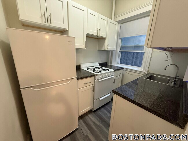1185 Boylston St