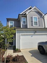 4042 Beckton Trl in Jamestown, NC - Building Photo