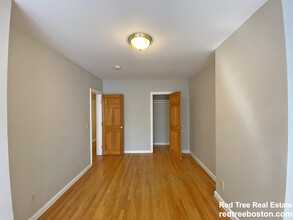 344 Putnam Ave, Unit 2 in Cambridge, MA - Building Photo - Building Photo