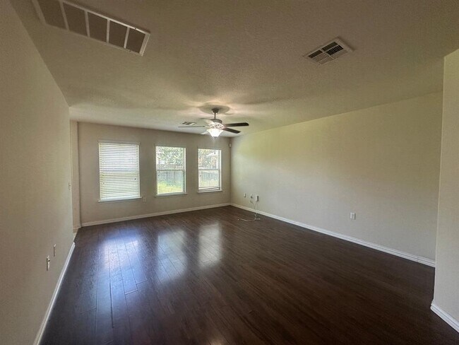 4220 Creede Dr in Austin, TX - Building Photo - Building Photo