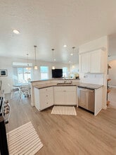 5684 E Upminster St in Nampa, ID - Building Photo - Building Photo