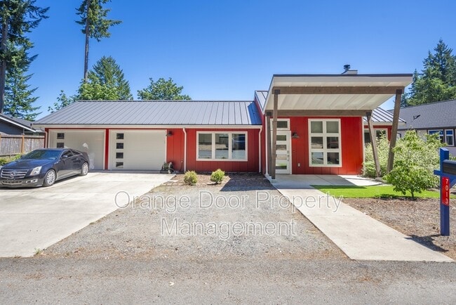 7013 Stanich Ave in Gig Harbor, WA - Building Photo - Building Photo