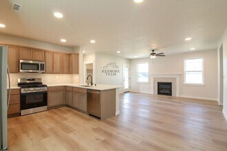 3669 Stonecap St in Richland, WA - Building Photo - Building Photo