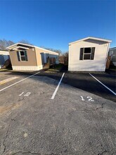 985 NY-17M in Middletown, NY - Building Photo - Building Photo