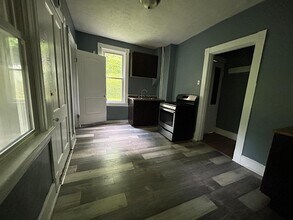 3065 Moosewood Ave in Cincinnati, OH - Building Photo - Building Photo