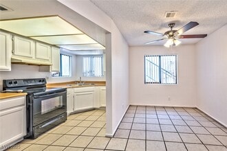 503 N 28th St in Las Vegas, NV - Building Photo - Building Photo