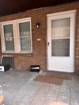 727 Maytide St in Pittsburgh, PA - Building Photo