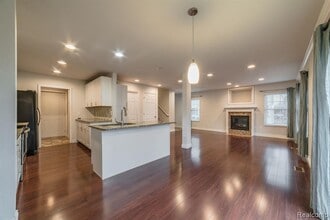 324 Stratford Ln in Lake Orion, MI - Building Photo - Building Photo