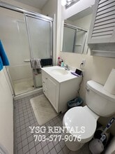 124 Browne St in Brookline, MA - Foto de edificio - Building Photo