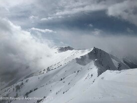 0075 Prospector Rd in Aspen, CO - Building Photo