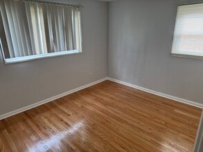 14708 Kenwood Ave in Dolton, IL - Building Photo - Building Photo