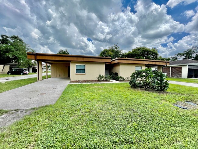 211 Stefanik Rd in Winter Park, FL - Building Photo - Building Photo