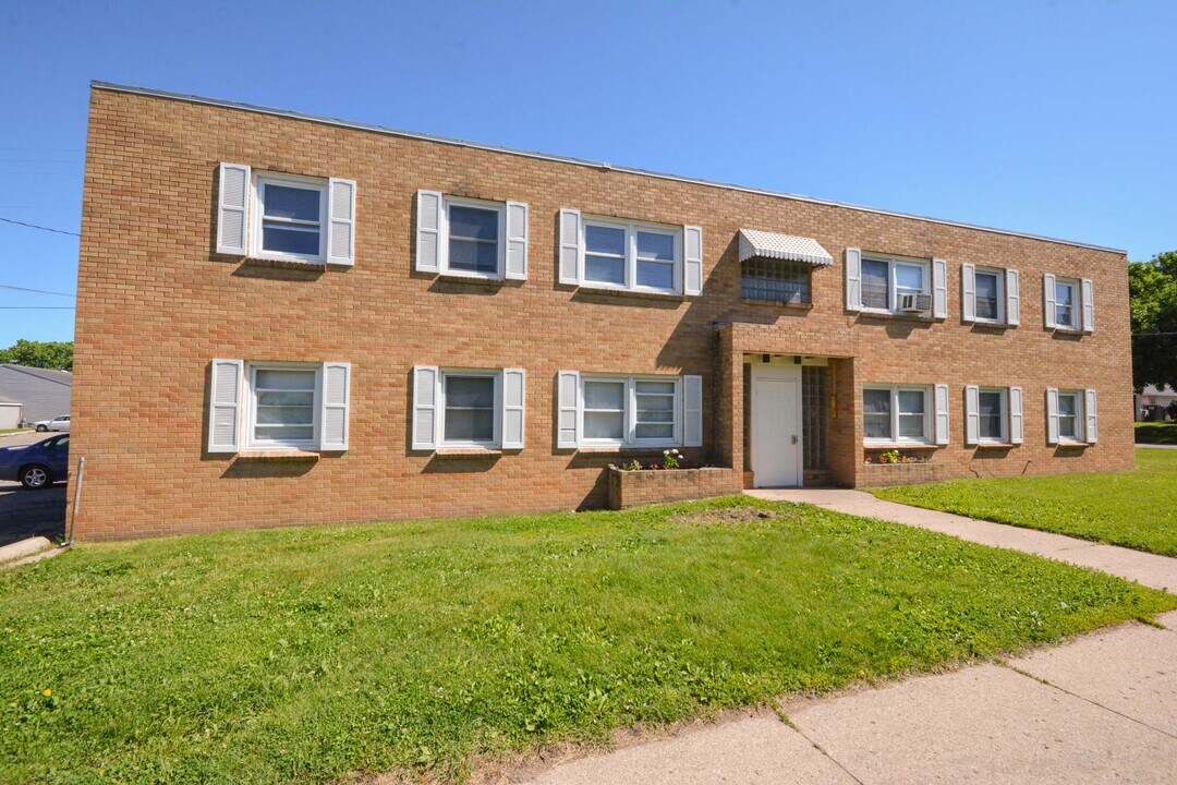 1545 2nd Ave NE in Rochester, MN - Building Photo