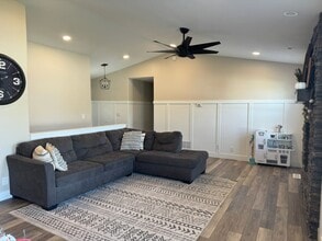 1775 Brookview Dr in Idaho Falls, ID - Foto de edificio - Building Photo