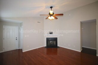 132 Evening Star Dr in Apex, NC - Building Photo - Building Photo