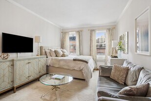 330 E 83rd St in New York, NY - Building Photo