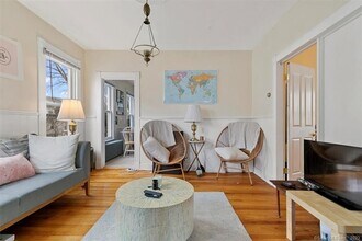 56 Mansfield St-Unit -2 in New Haven, CT - Foto de edificio - Building Photo