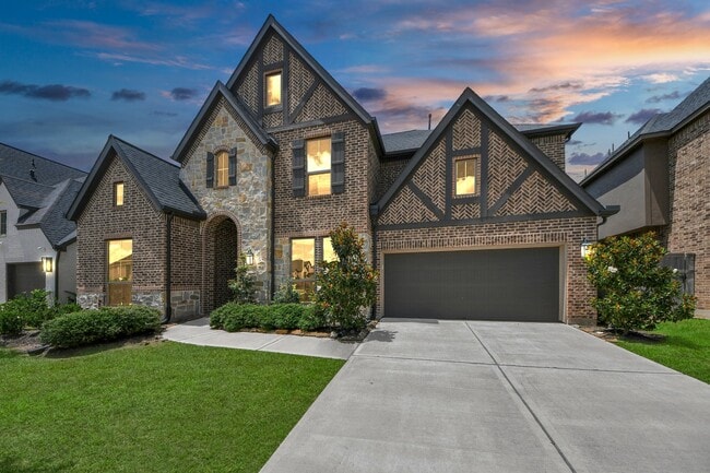 property at 28907 Ridge Valley Ct