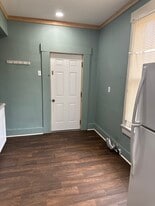 414 W 7th St, Unit 414 w 7th in Connersville, IN - Building Photo