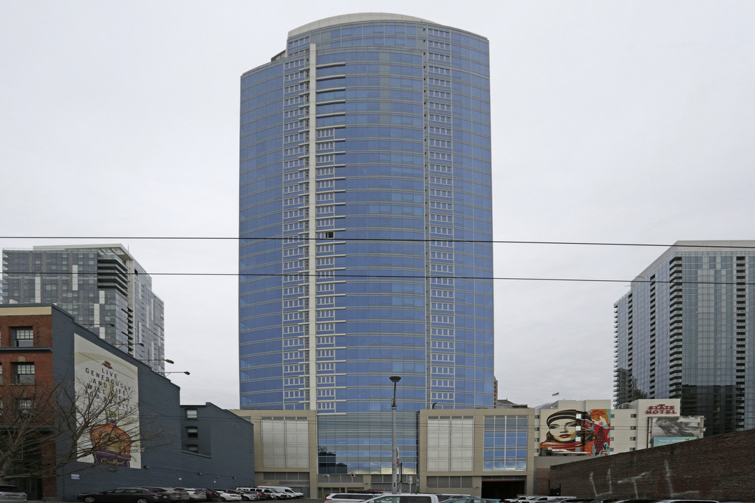 Fifteen Twenty-One Second Avenue in Seattle, WA - Foto de edificio