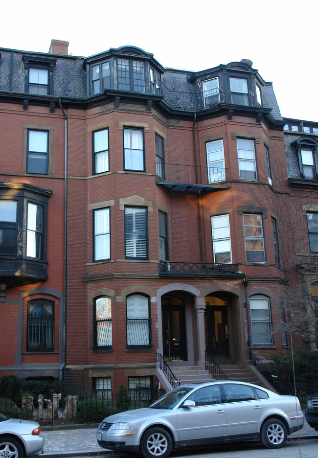 128 Marlborough St in Boston, MA - Foto de edificio - Building Photo