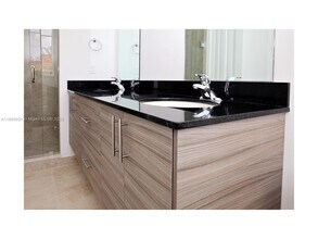2579 SW 81st Ter in Miramar, FL - Building Photo - Building Photo