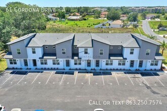 61 Cordona Dr, Unit A in Kissimmee, FL - Foto de edificio - Building Photo