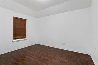 2121 Castle Creek Dr in Little Elm, TX - Building Photo - Building Photo