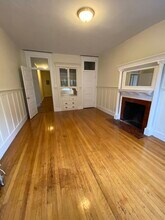 1736 Beacon St, Unit 6A in Brookline, MA - Building Photo - Building Photo