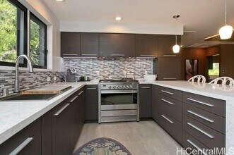 4103 Kahala Ave in Honolulu, HI - Building Photo - Building Photo