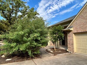 5356 Magdelena Dr in Austin, TX - Building Photo - Building Photo