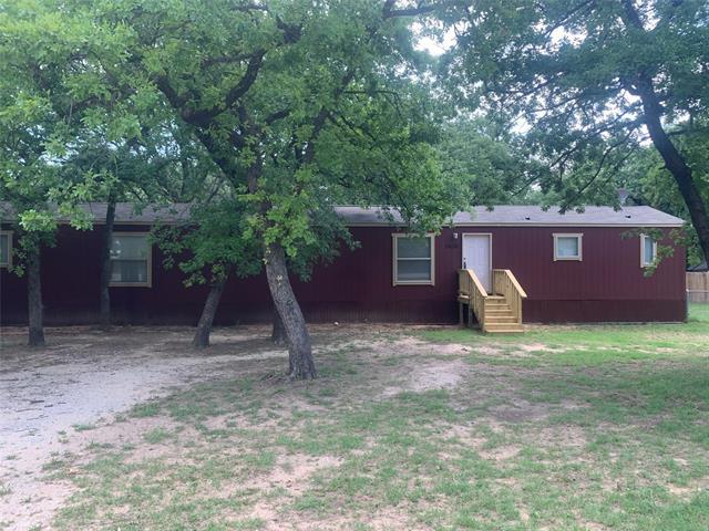 1652 Sheila Dr in Azle, TX - Building Photo