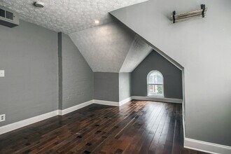 1659 Summit St in Columbus, OH - Building Photo - Building Photo