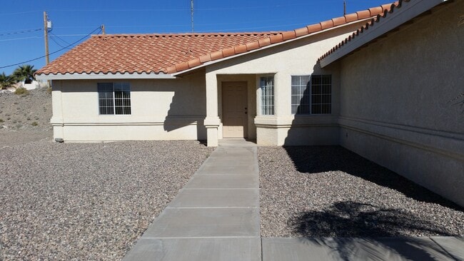 property at 3265 N Kiowa Blvd