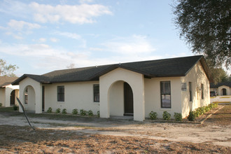 679 E Alfred Ave in Lake Alfred, FL - Building Photo - Building Photo